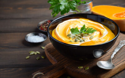 Ciepło, domowo, naturalnie – jak komponować jesienne posiłki z nabiałem?